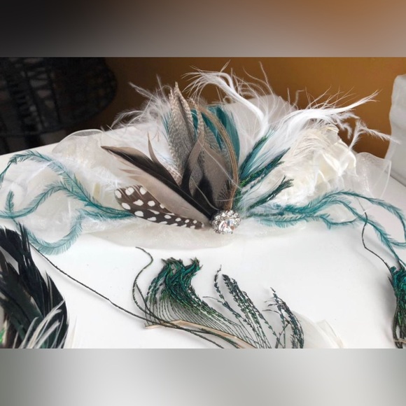 Custom wedding accessories - Picture 3 of 7